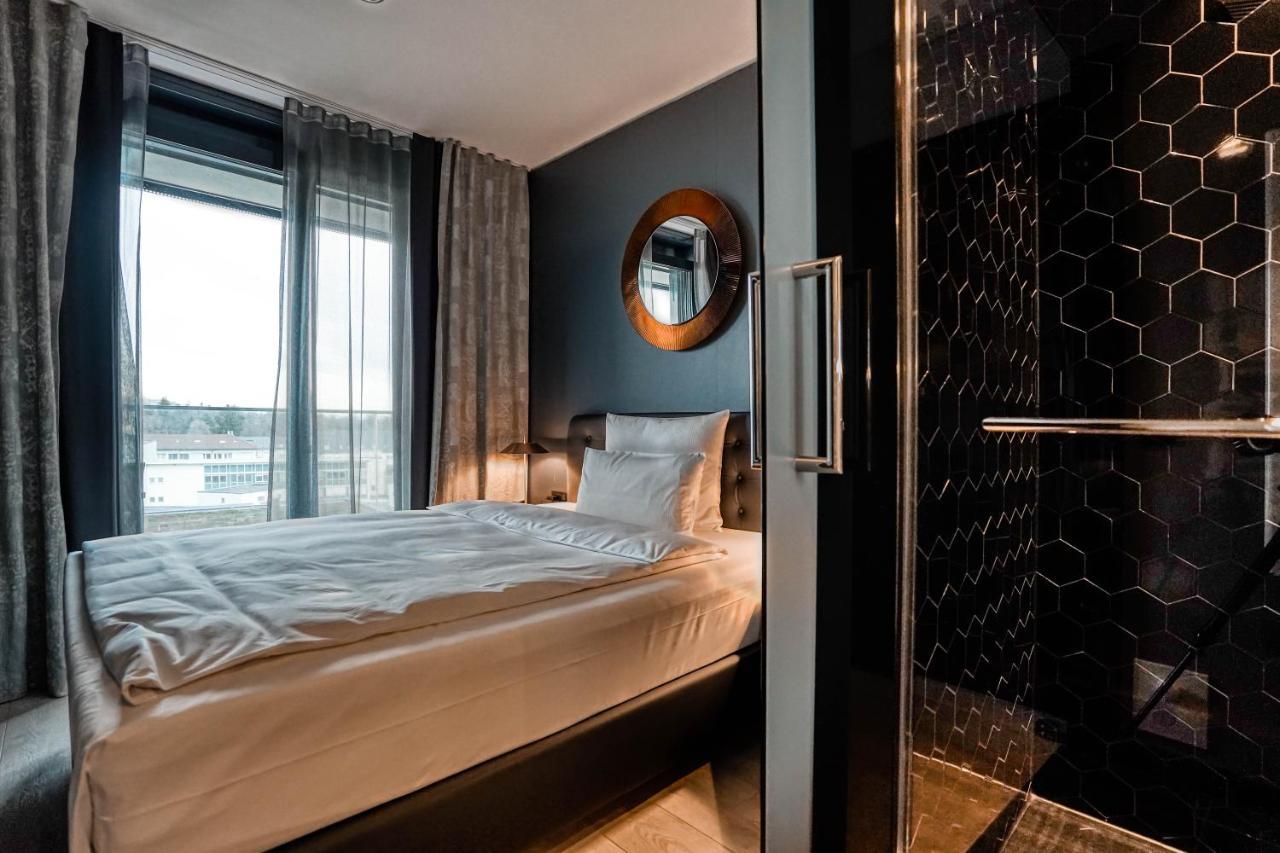 Cloud No7 Apartments Щутгарт Екстериор снимка