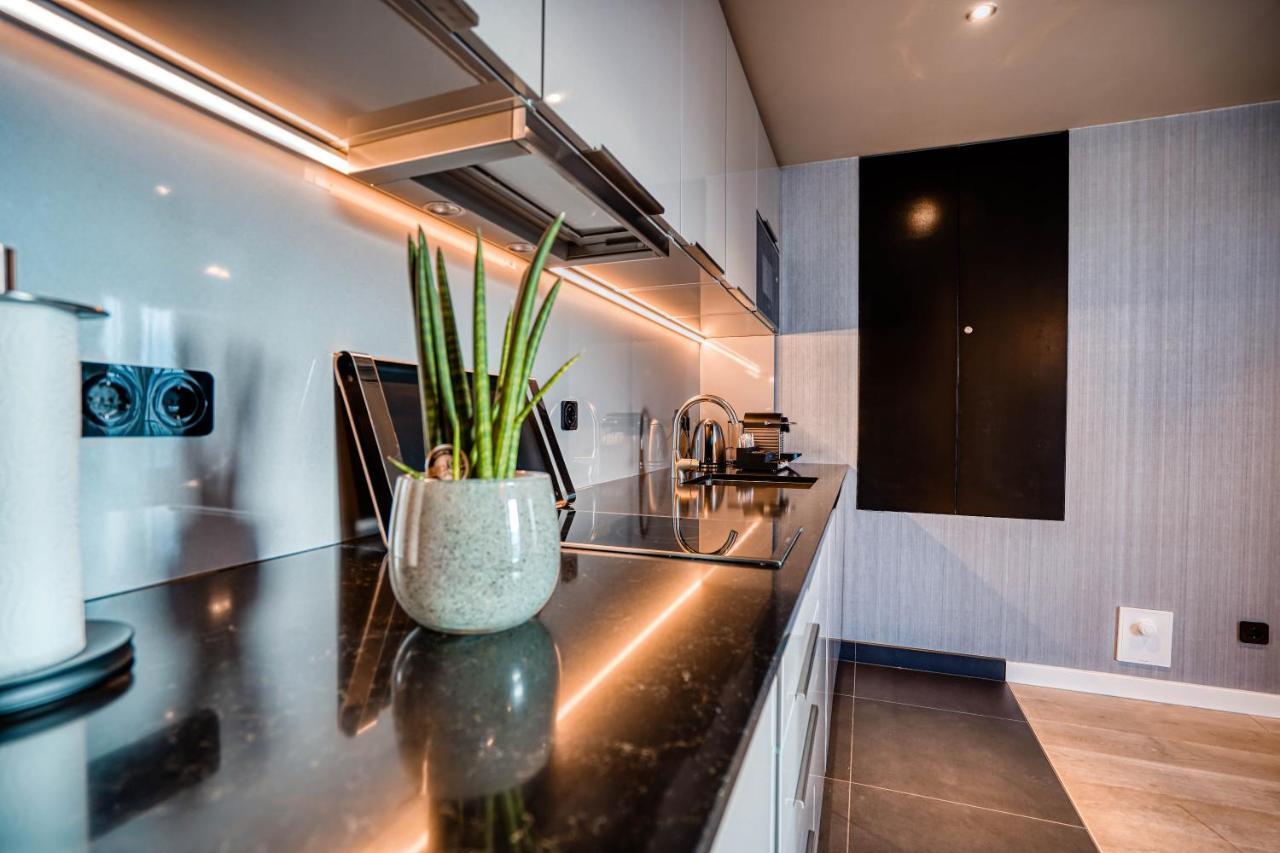 Cloud No7 Apartments Щутгарт Екстериор снимка
